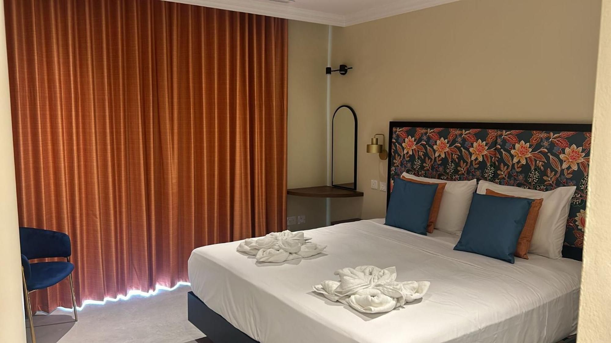 King Charles Hotel Валета Екстериор снимка