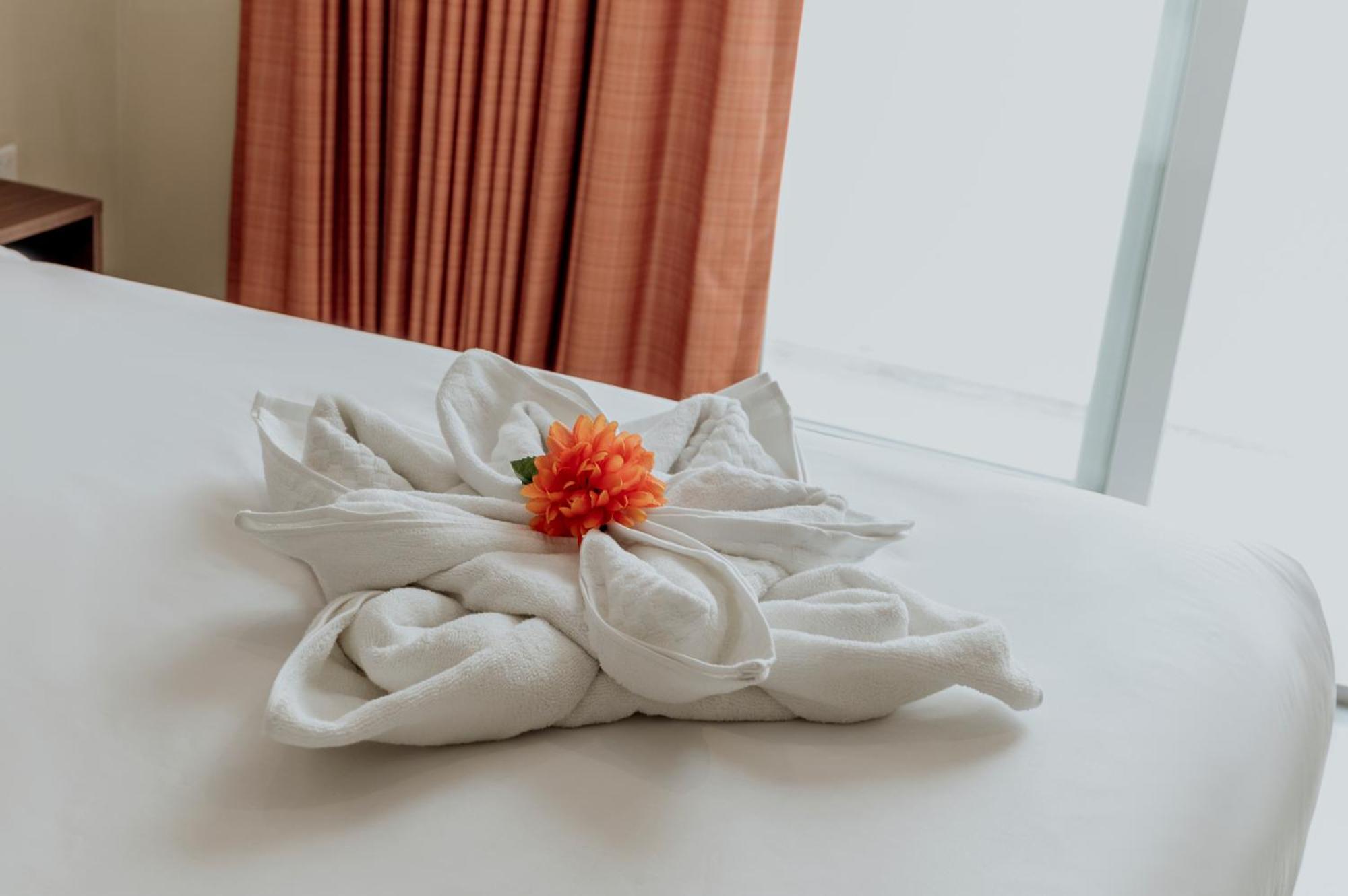 King Charles Hotel Валета Екстериор снимка