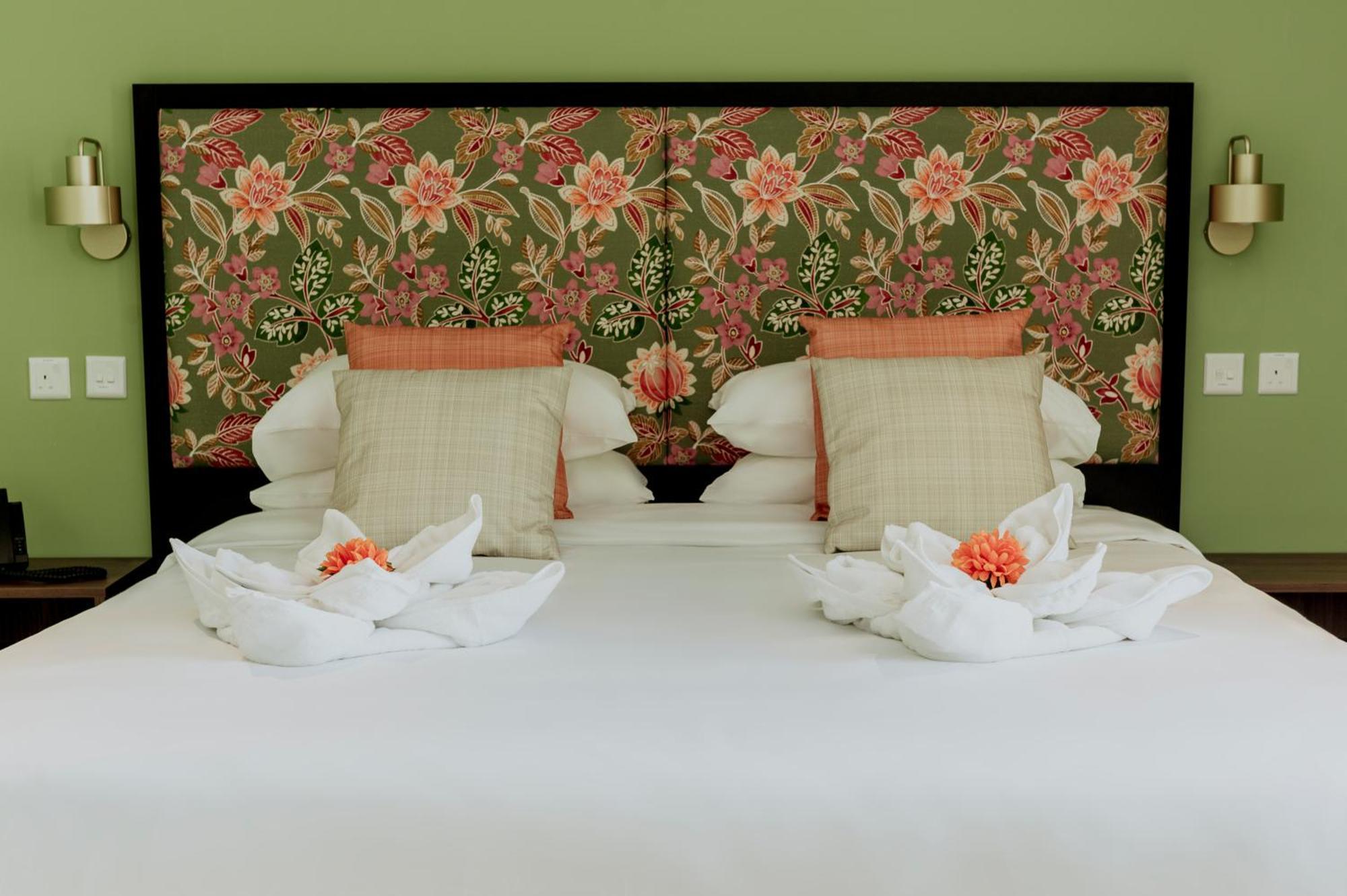 King Charles Hotel Валета Екстериор снимка